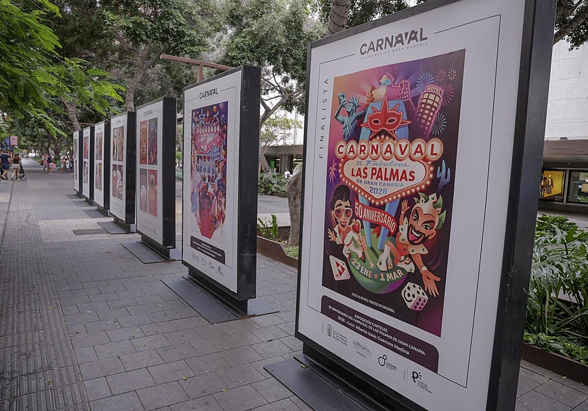 Carteles de carnaval.