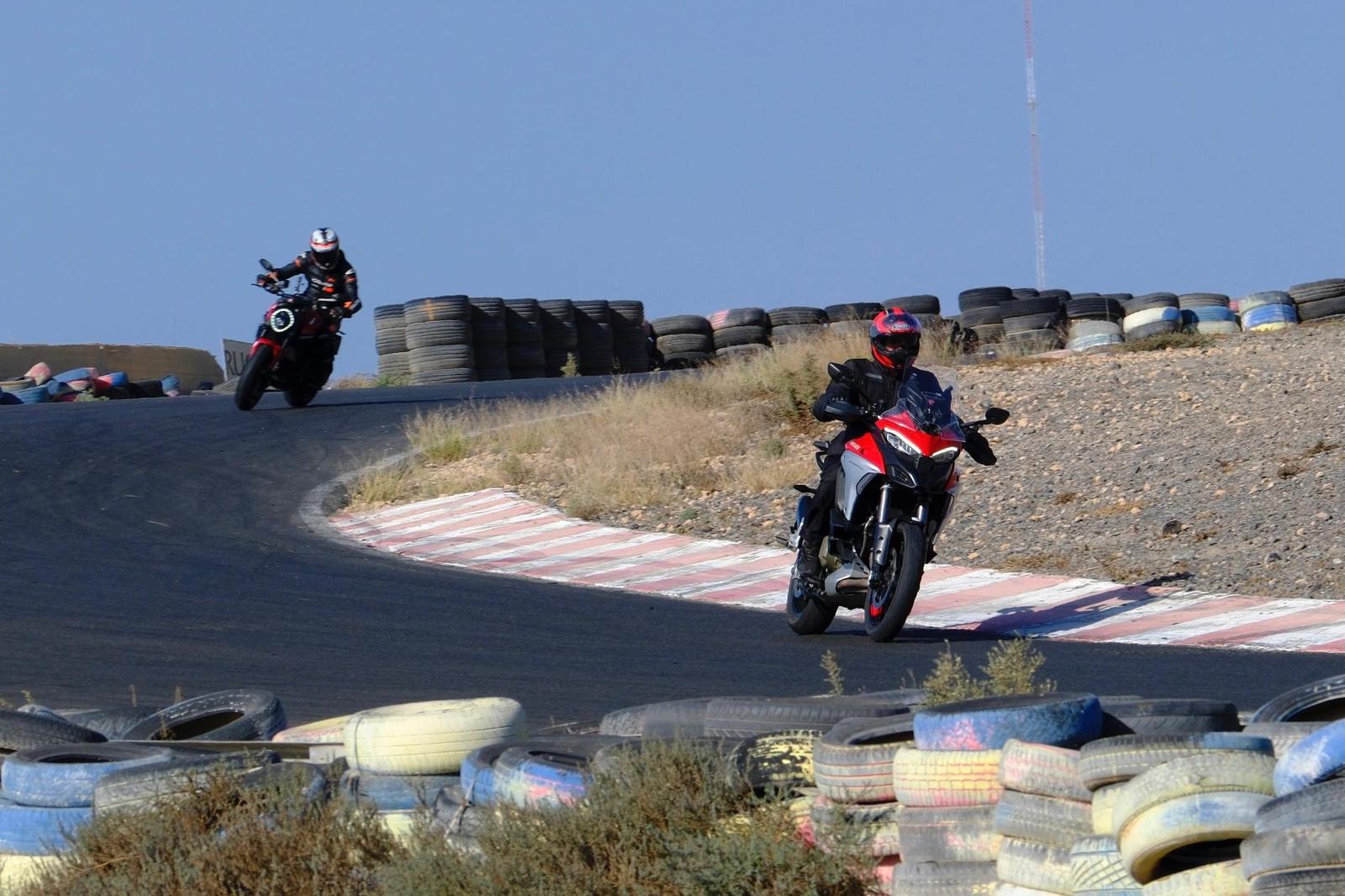 Una gran fiesta a lomos de las dos ruedas