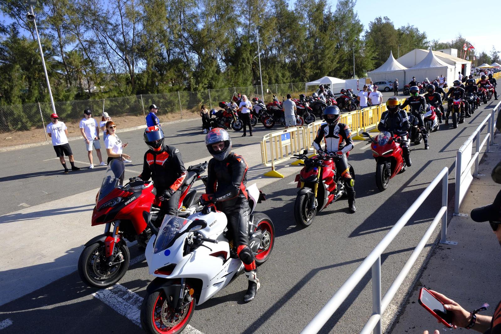 Una gran fiesta a lomos de las dos ruedas