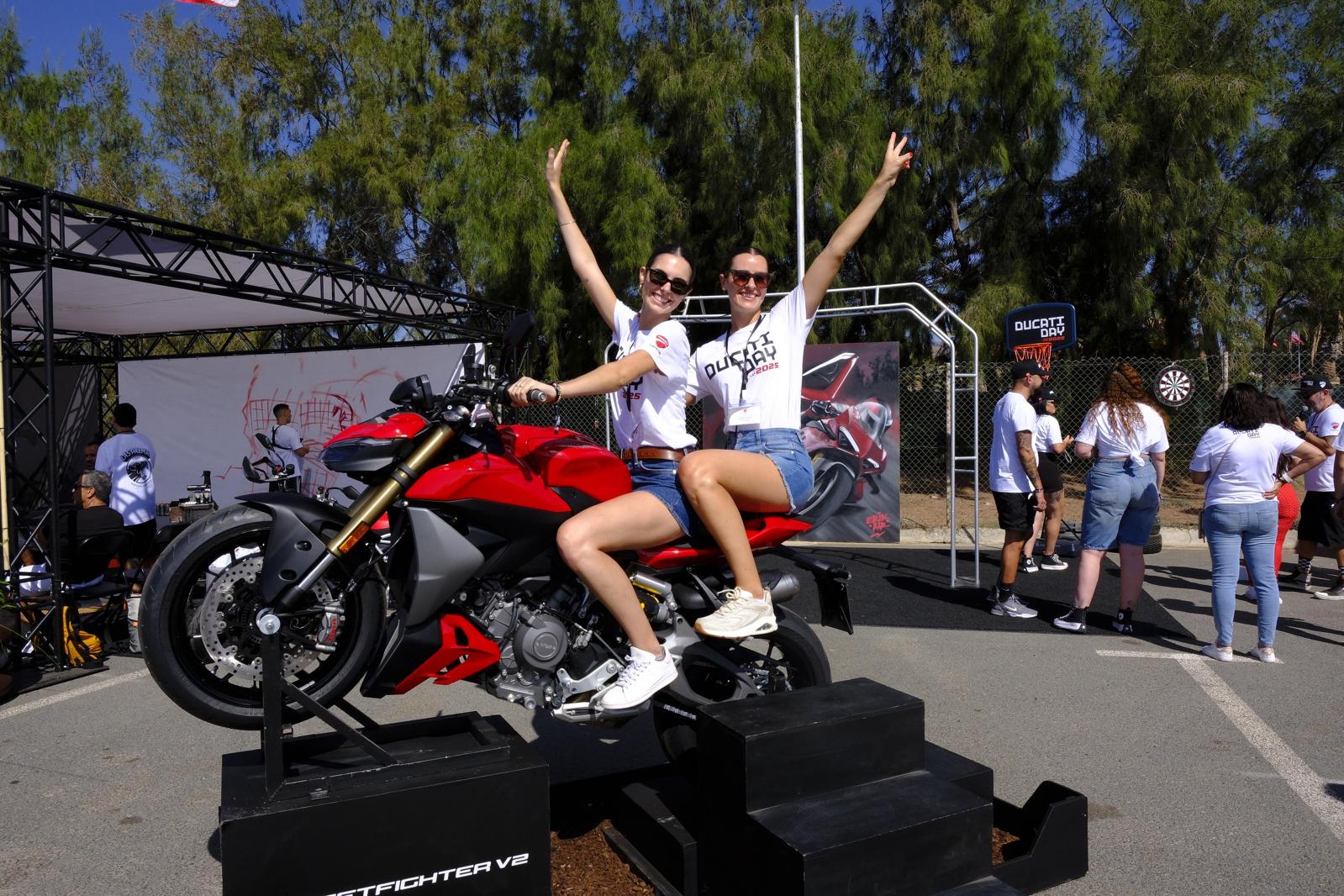 Una gran fiesta a lomos de las dos ruedas