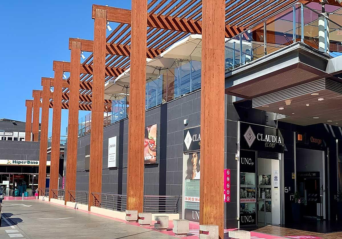 Imagen del establecimiento joyería Claudia en el CC El Tablero.