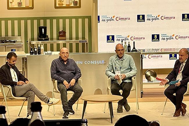 De izquierda a derecha, Borja Marrero, José Gordón, Luis Alberto Lera y Benjamín Lana