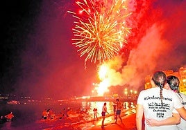 Imagen de la celebración del Chapuzón de la Naval el pasado año.