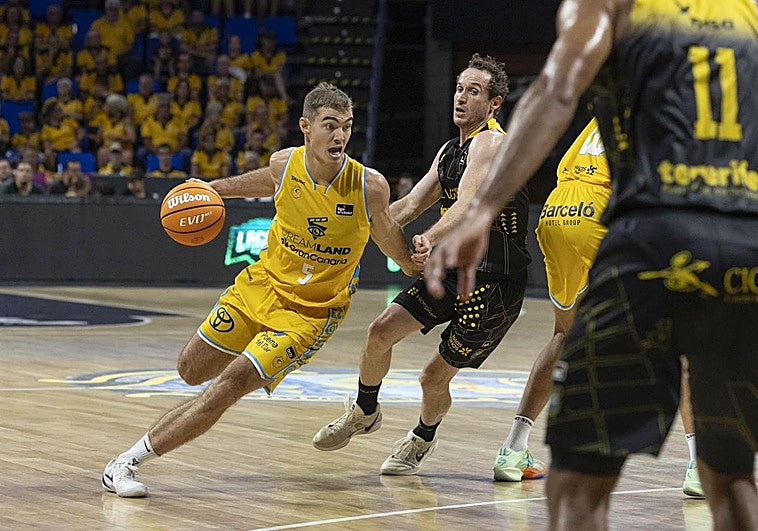 El base del Dreamland Žiga Samar confía en que el Gran Canaria logre un buen resultado ante el Unicaja en el estreno liguero en casa.