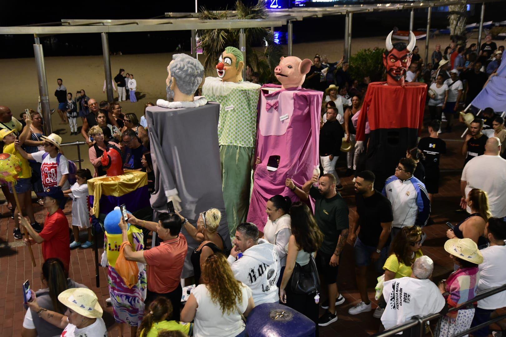 Chapuzón tradicional en La Naval