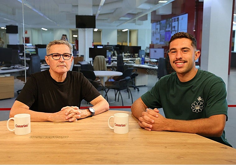 Carlos Marín y Óliver Viera en la redacción del CANARIAS7.