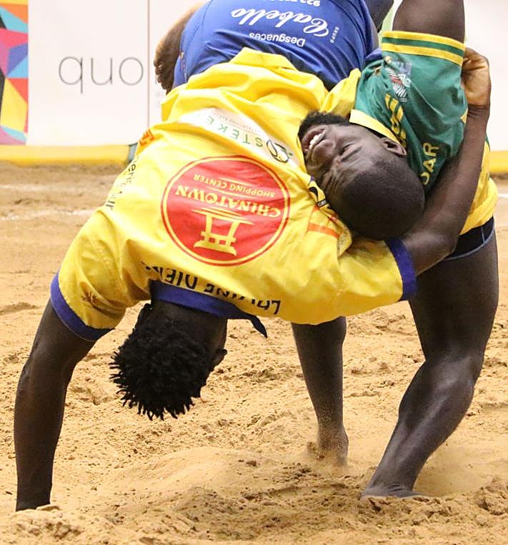 Imagen secundaria 2 - El Gáldar Ybarra se luce en su torneo y pone en apuros al Chimbesque, campeón regional