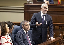 Fernando Clavijo en una intervención en el Parlamento de Canarias.