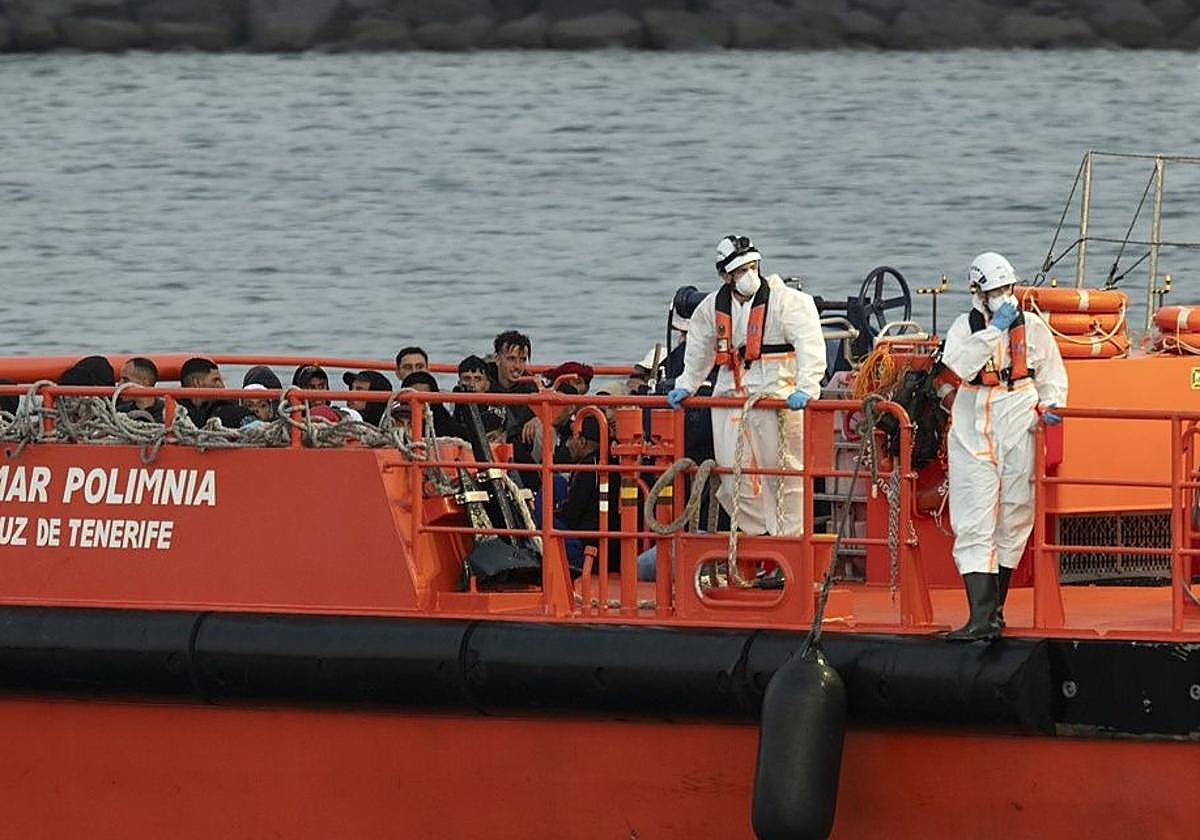 Imagen de archivo de la guardamar Polimnia tras un rescate.