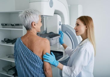 El cáncer de mama también impacta en la sexualidad y la autoestima