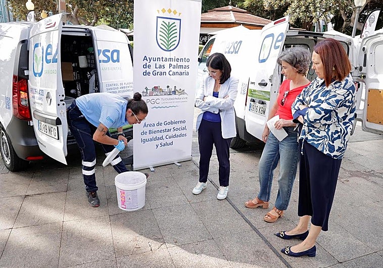 Un momento de la presentación del nuevo contrato en el parque de Santa Catalina.