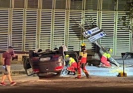 Así quedó el coche tras el accidente.