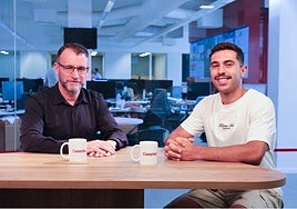 Imagen de José Carlos Álamo y Óliver Viera en las instalaciones de CANARIAS7.