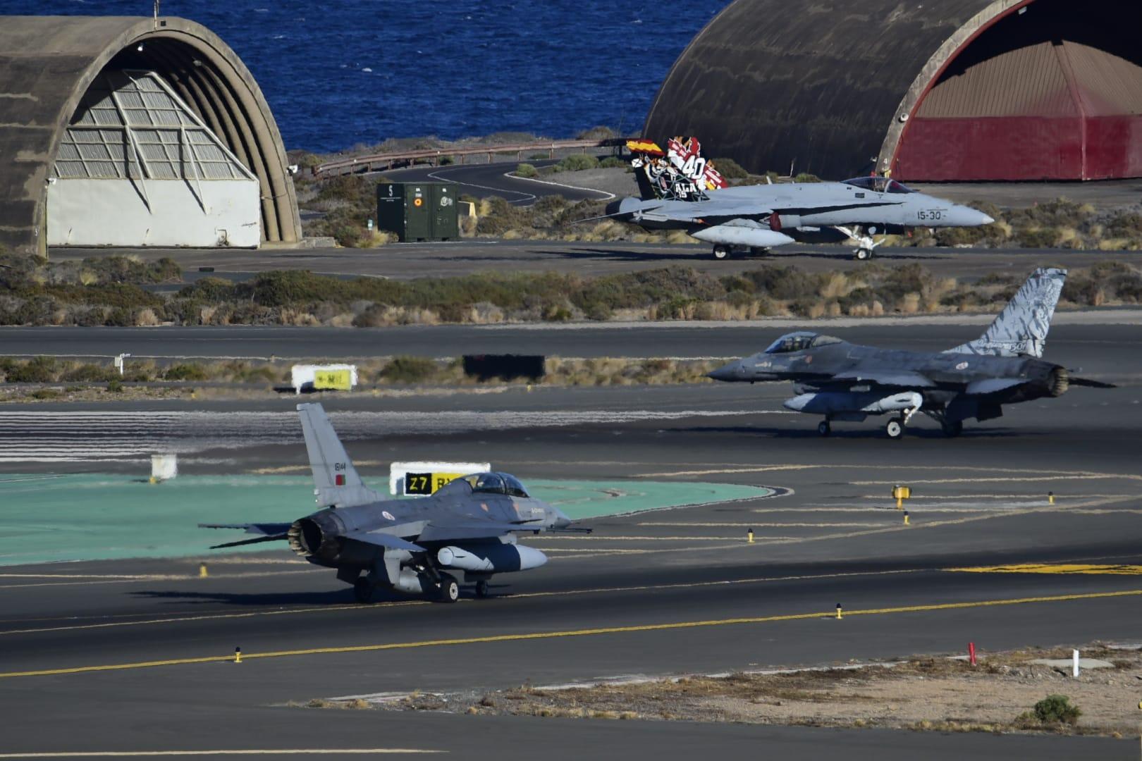 Maniobras de la OTAN sobre el cielo de Canarias, en imágenes
