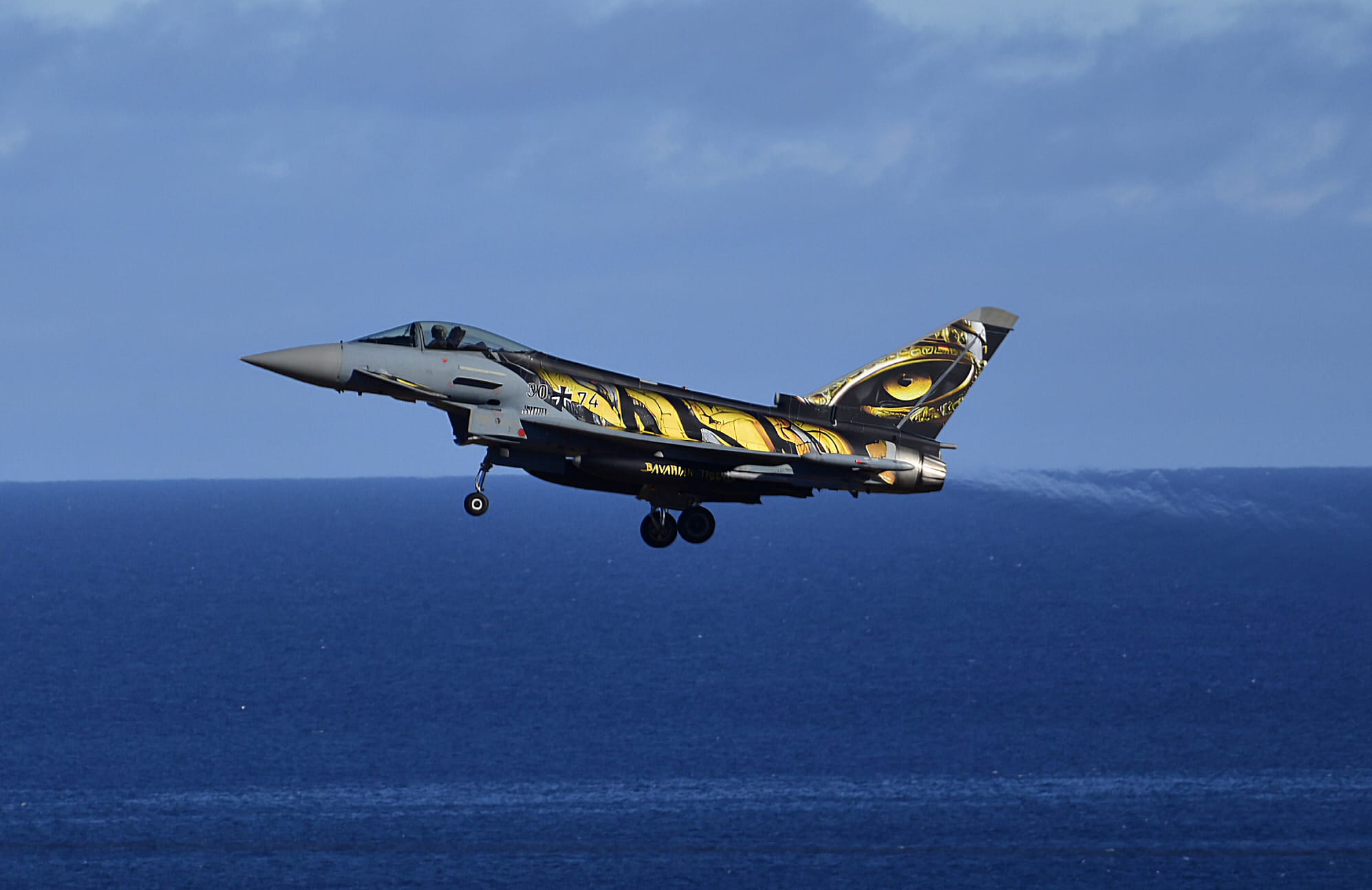 Maniobras de la OTAN sobre el cielo de Canarias, en imágenes