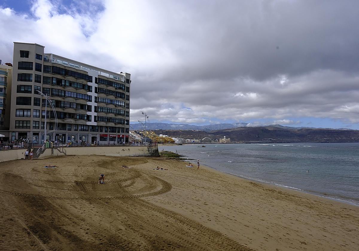 Imagen del cielo en Las Canteras.
