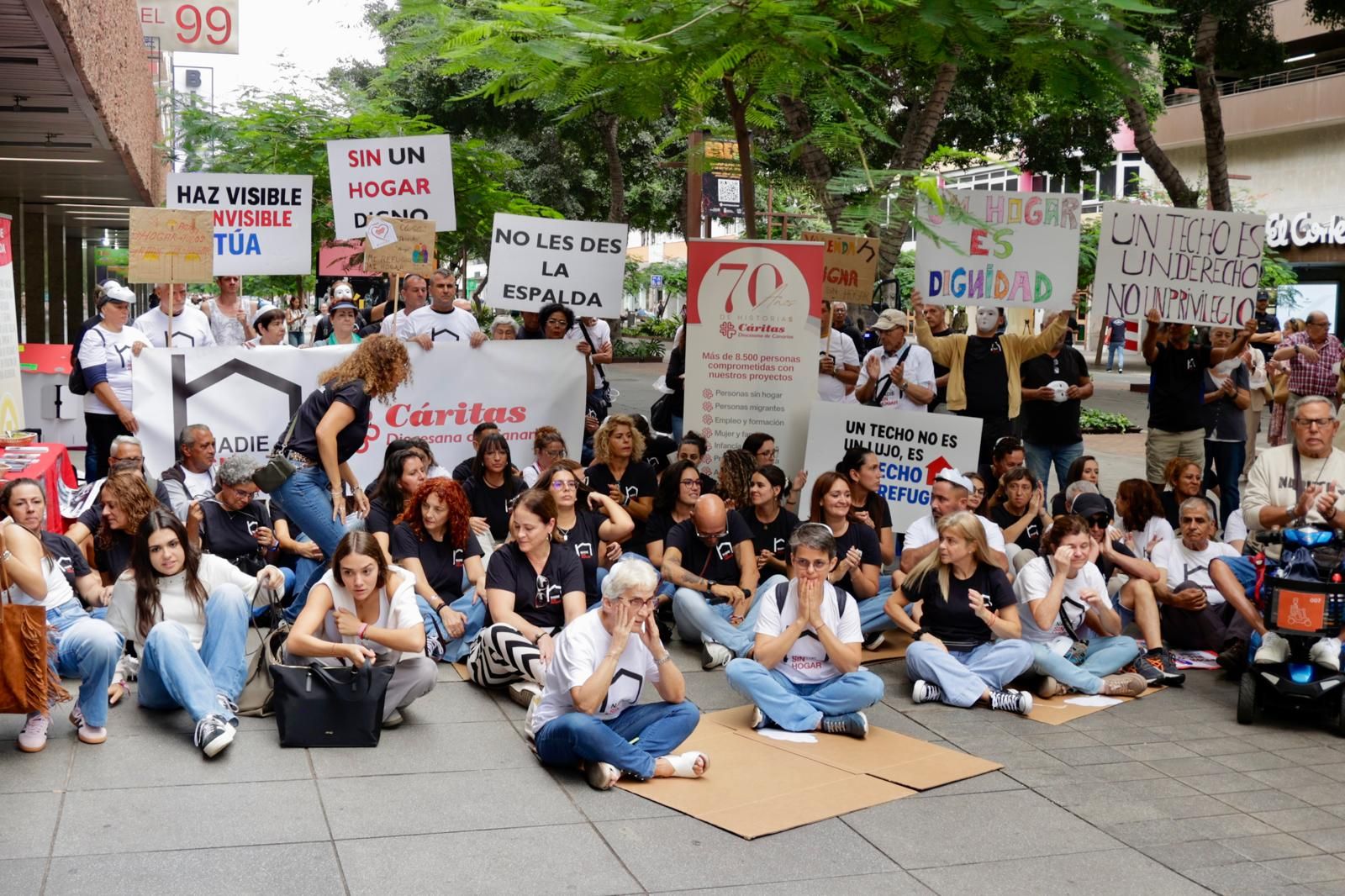 Cáritas da voz y rostro a las personas sin hogar