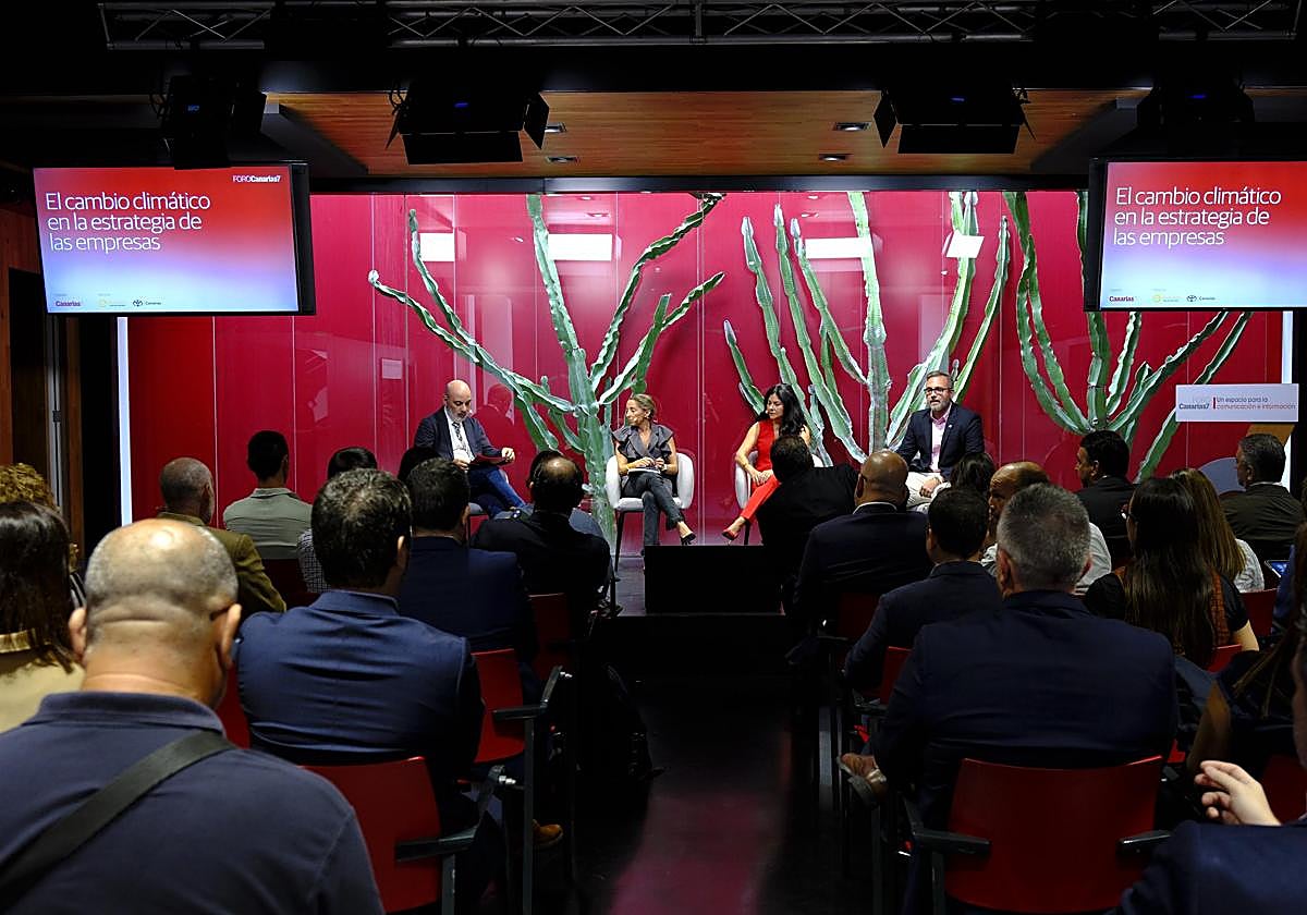 CANARIAS7 celebró el foro &#039;El cambio climático en la estrategia de las empresas&#039;