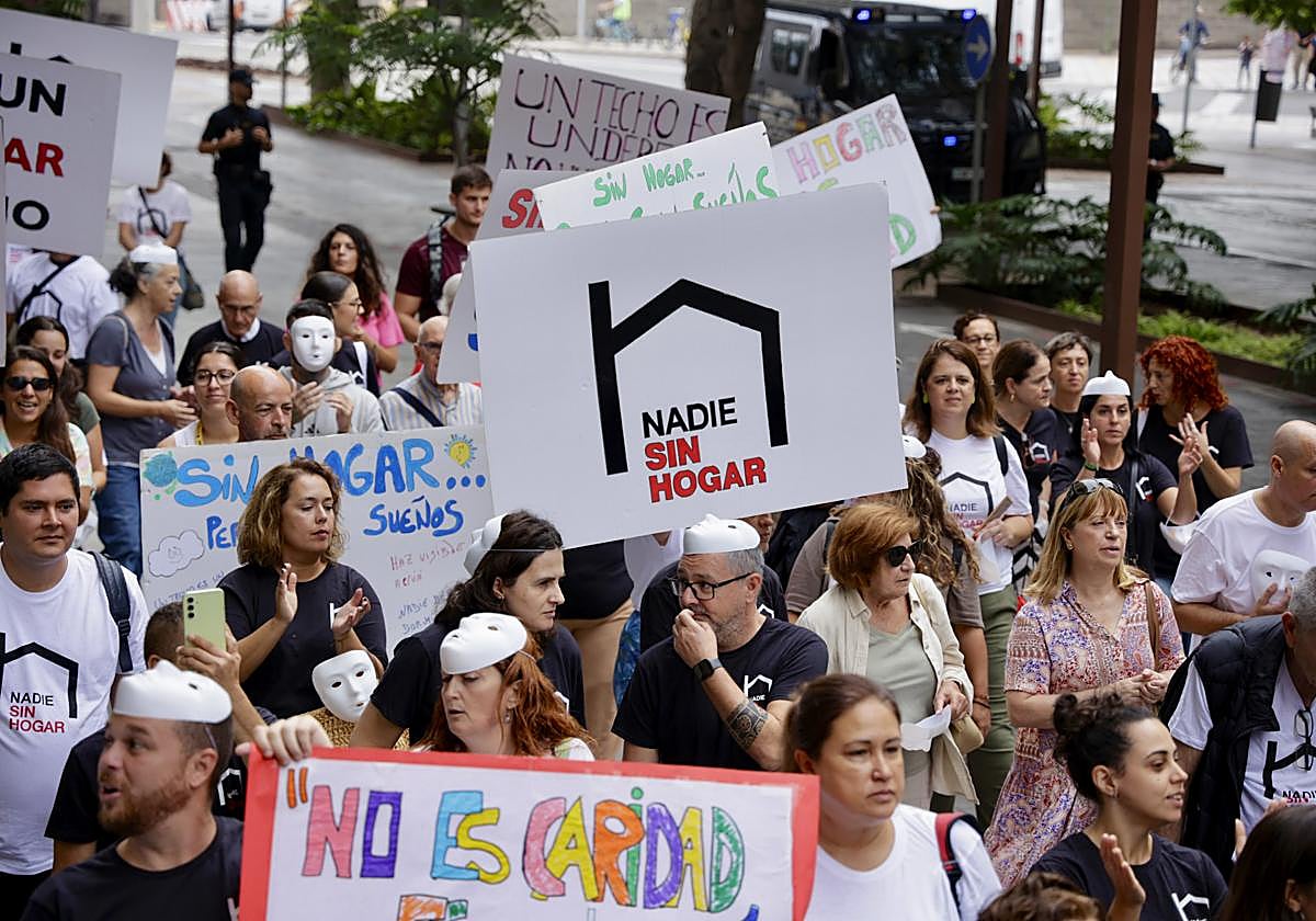 Aumenta la exclusión residencial en Canarias: Cáritas asiste este año a más familias que en 2024