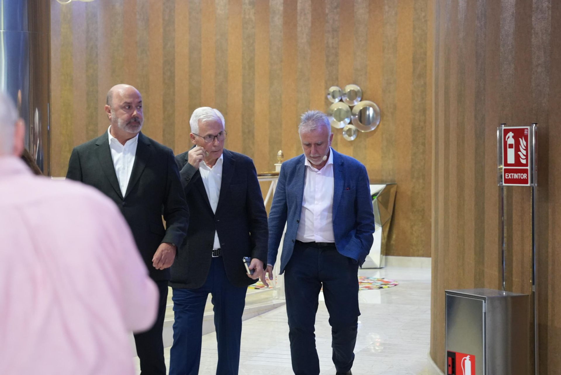 Ángel Víctor Torres y Baltasar Garzón debaten sobre memoria democrática en Las Palmas de Gran Canaria