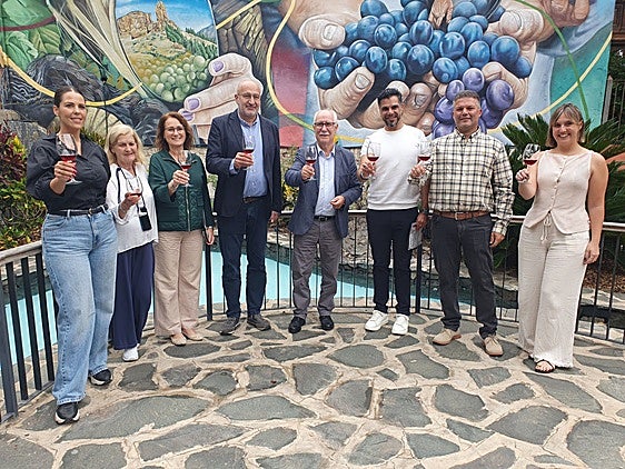 La Casa del Vino acogió la presentación de 'Santa Brígida con vinos 2025' que se desarrollará durante el próximo mes de noviembre.