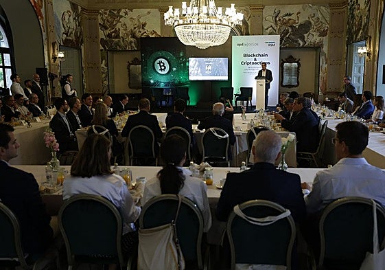 La APD analiza el blockchain y los criptoactivos