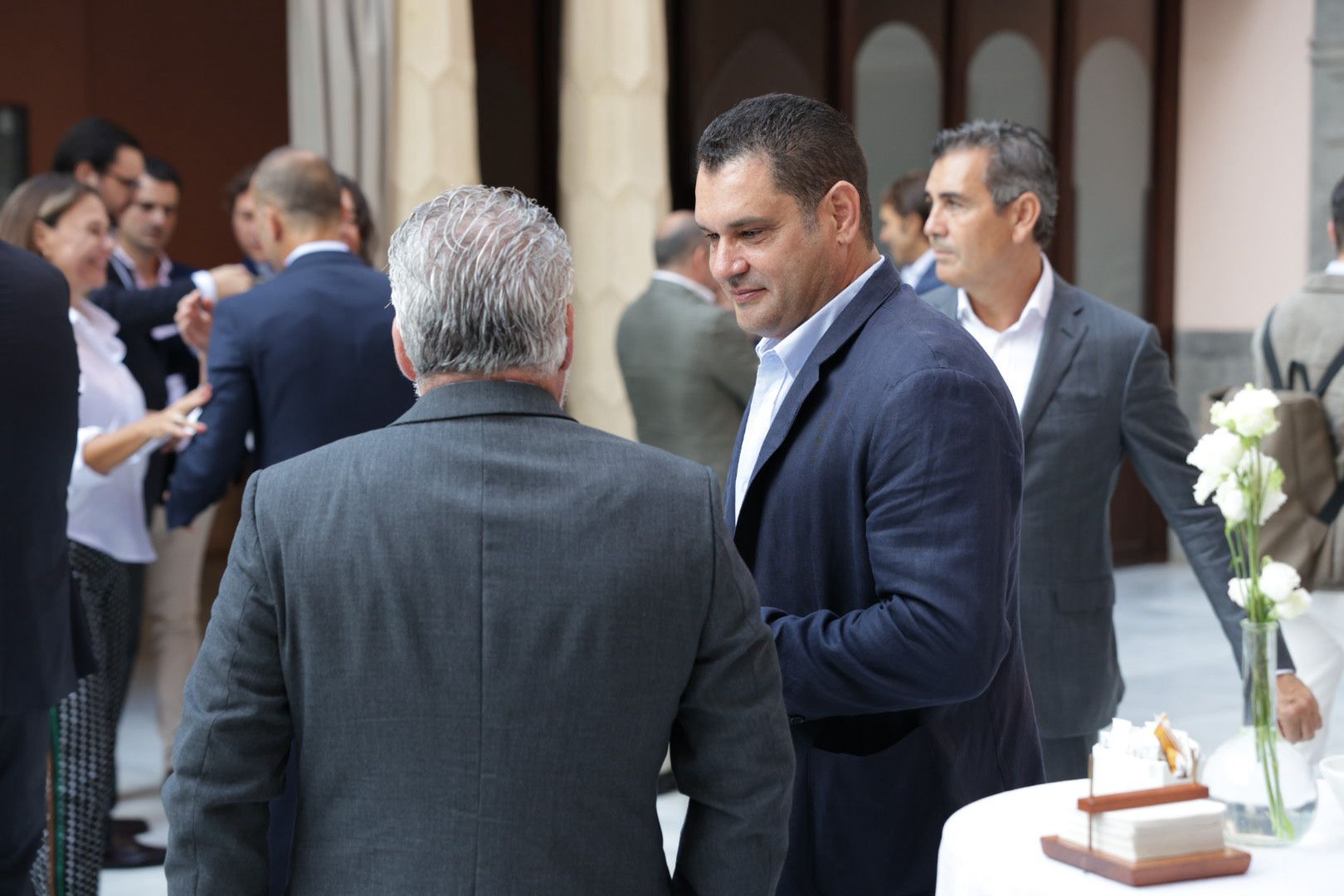 La APD pone el foco en las implicaciones del blockchain y los criptoactivos