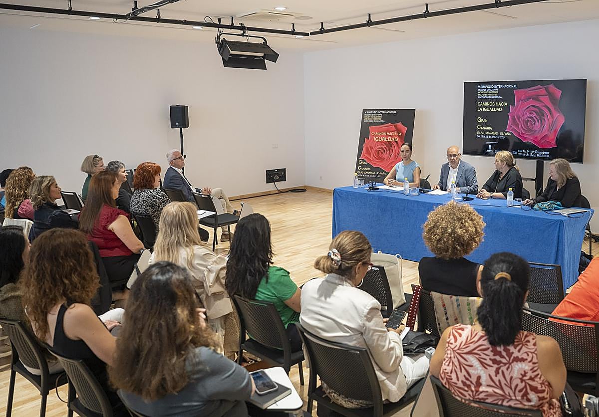 Imagen principal - El V Simposio de Mujeres Directoras de Orquesta pone de relieve la importancia de la creatividad y de la igualdad