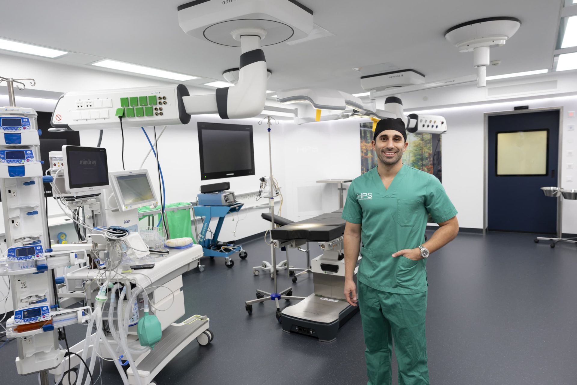 Kevin Armas, Neurocirujano HPS.