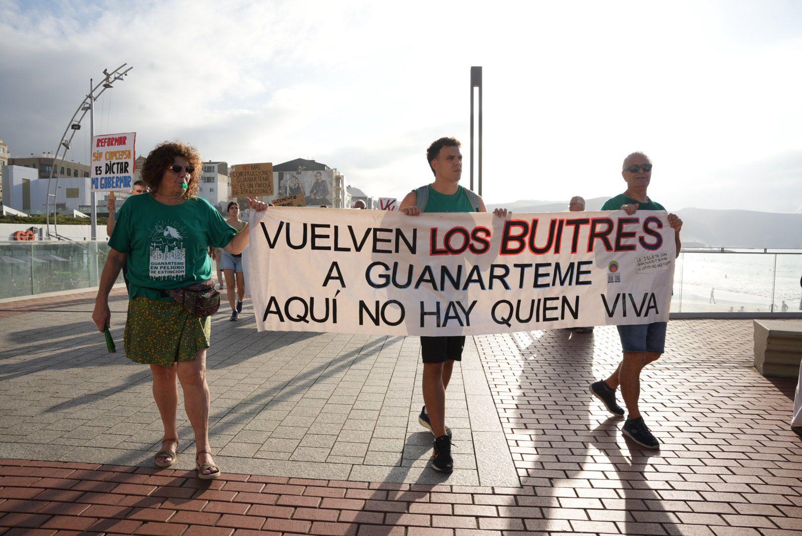 Manifestación &#039;Por la ciudad que merecemos&#039;, en imágenes