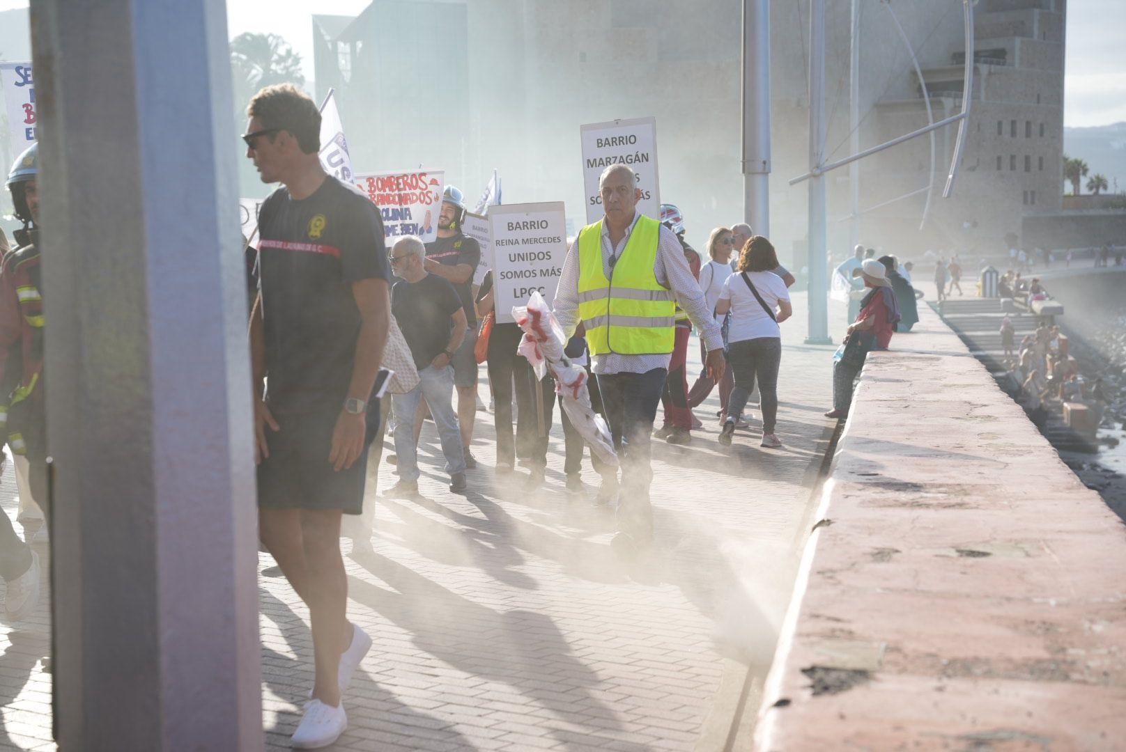 Manifestación &#039;Por la ciudad que merecemos&#039;, en imágenes