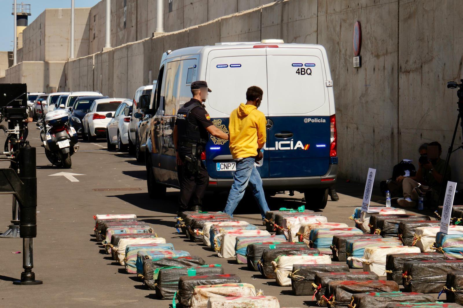 Así fue el desembarco de 4.000 kilos de cocaína en el puerto de Arinaga