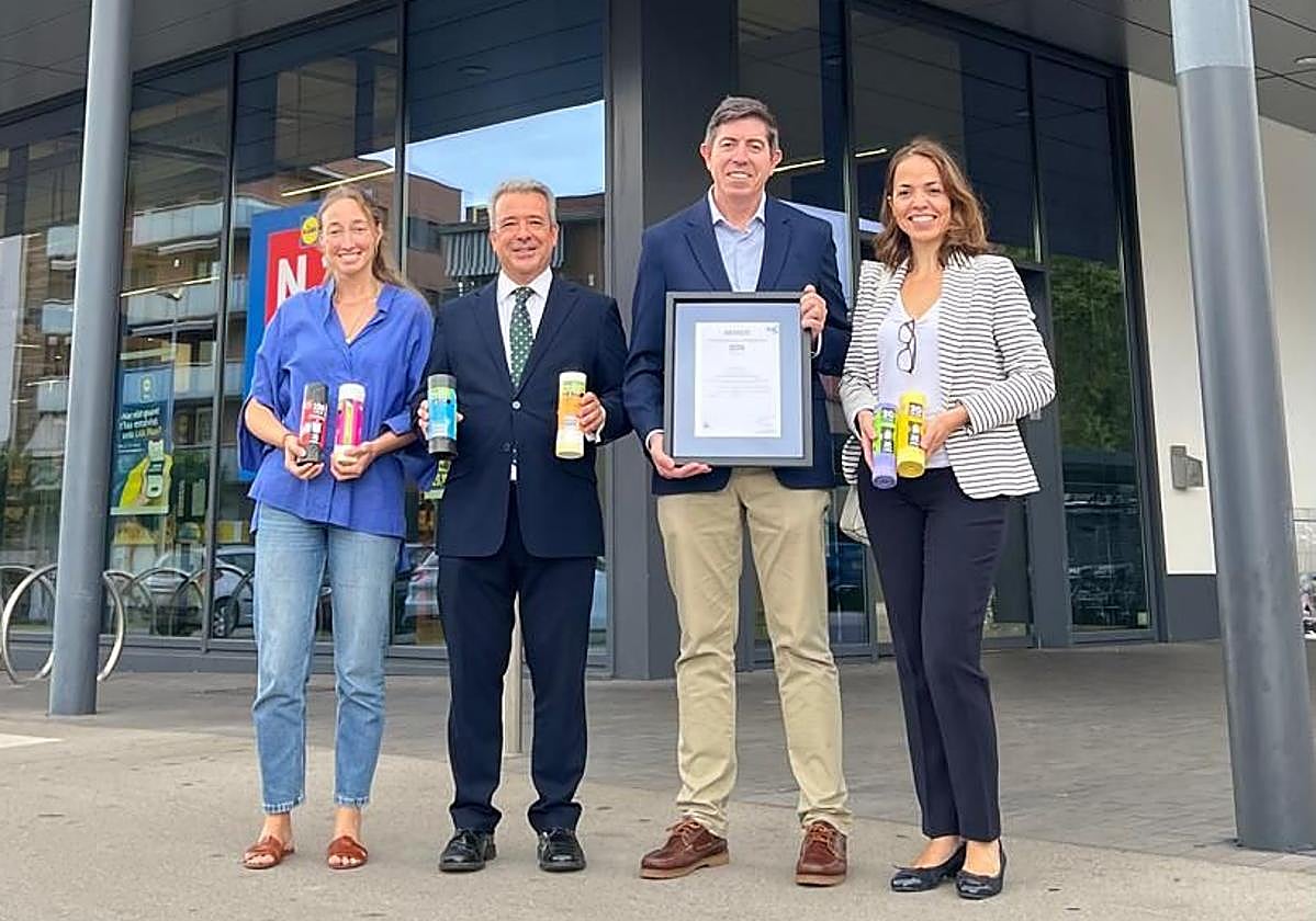 Representantes Lidl y AENOR.