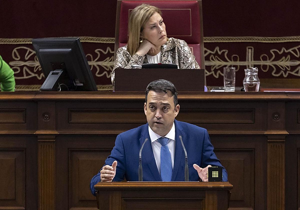 El diputado del PP y líder de los populares en el Hierro, Juan Manuel García Casañas.