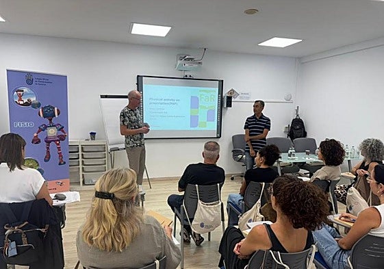 Stefan Lundqvist, este miércoles, explicando las claves del programa sueco.