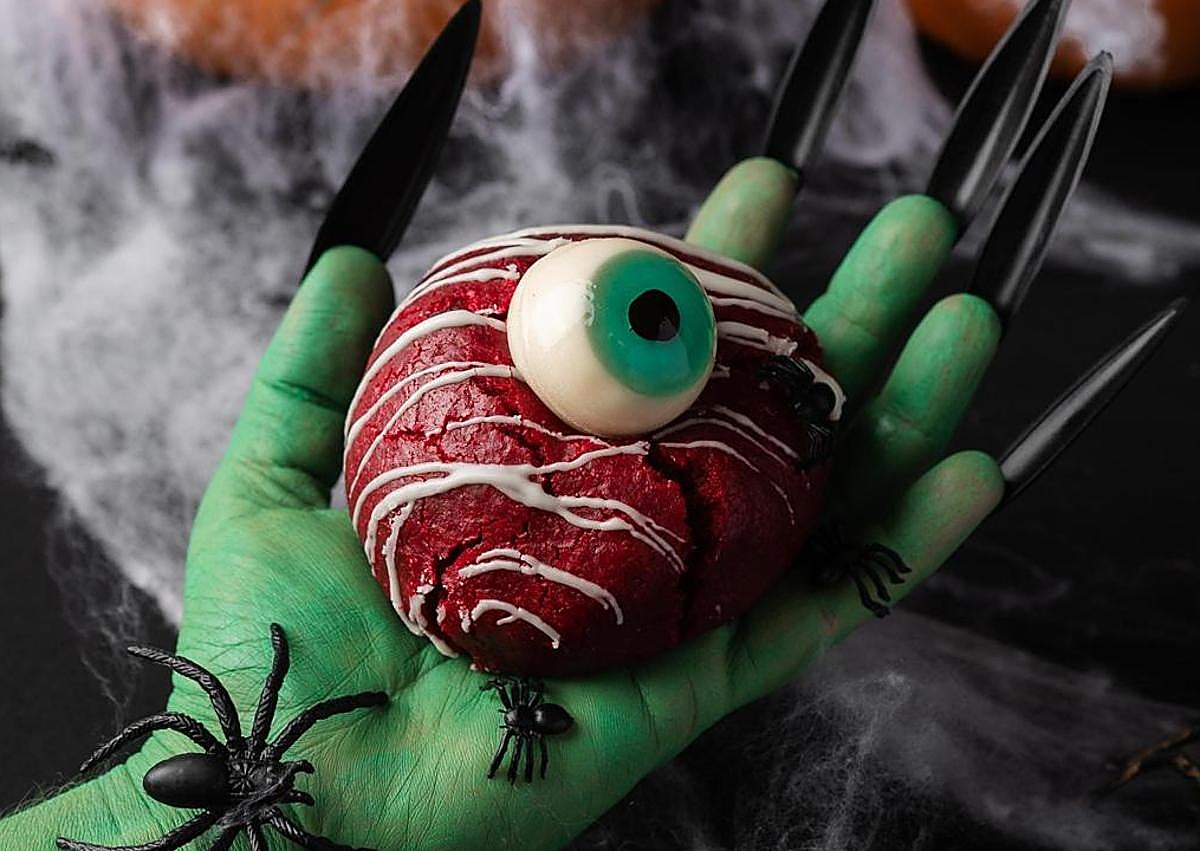 Imagen secundaria 1 - La propuesta de Galletas y «tumbas» para Halloween de La Bastardería.