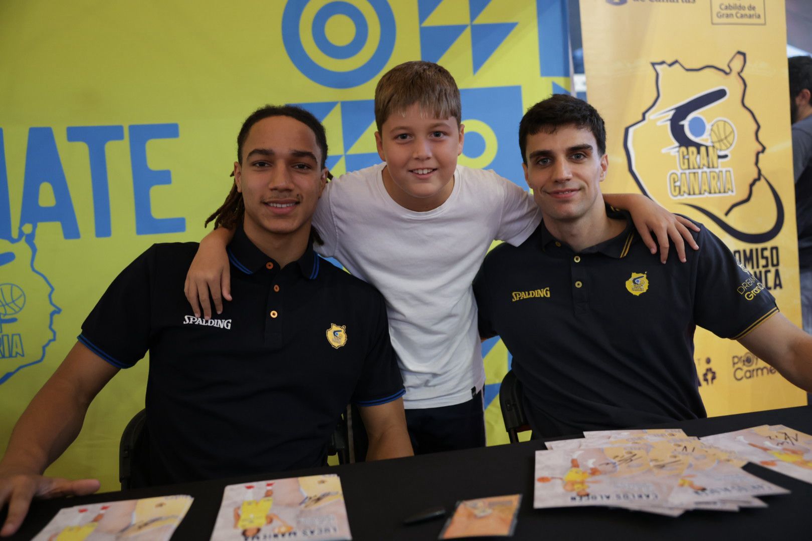 El Dreamland Gran Canaria se divierte en el CC Alisios