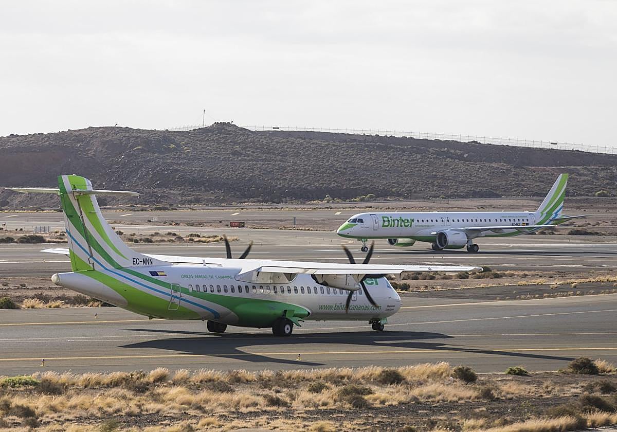 Aviones de Binter Canarias.