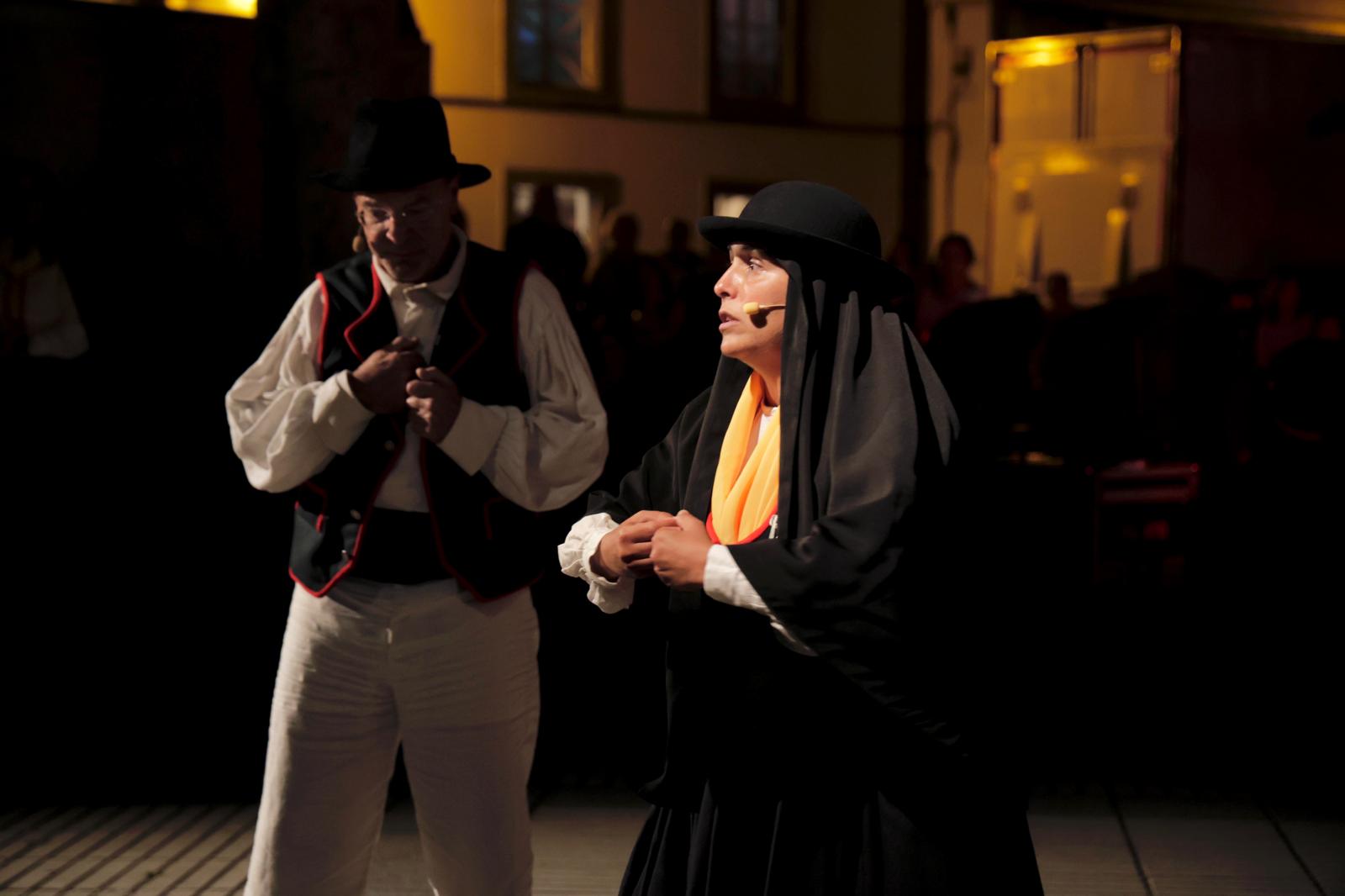 Tradición y canariedad en la noche de Los Finados