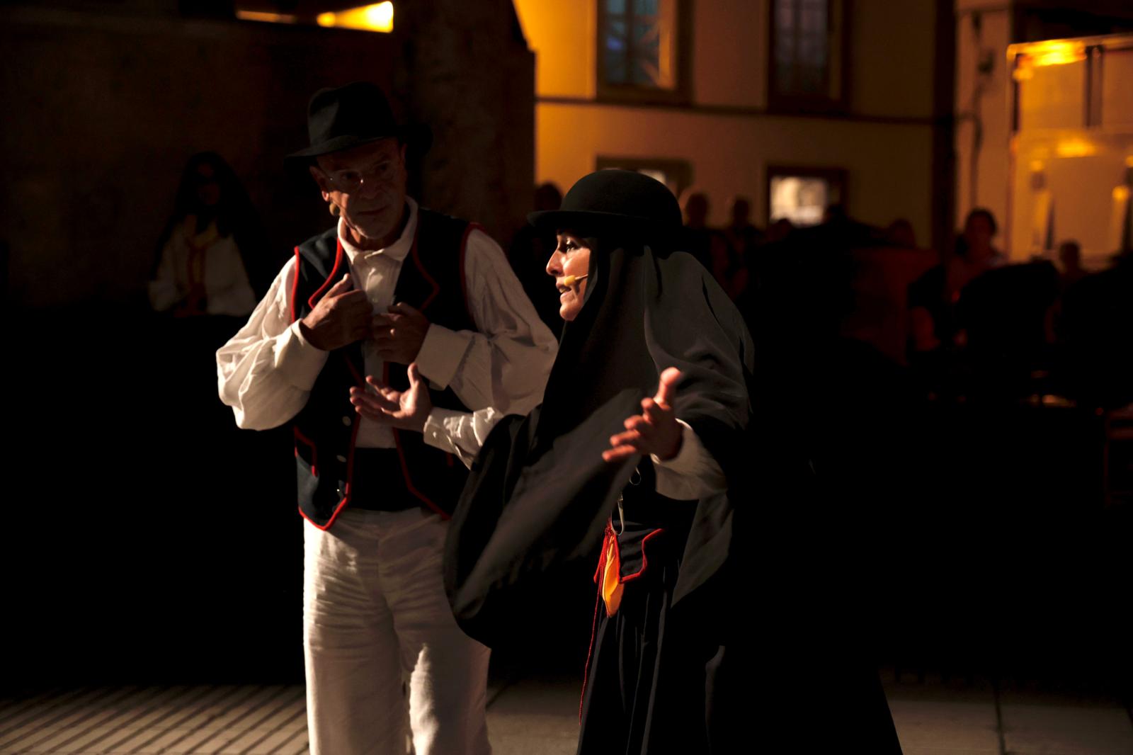 Tradición y canariedad en la noche de Los Finados