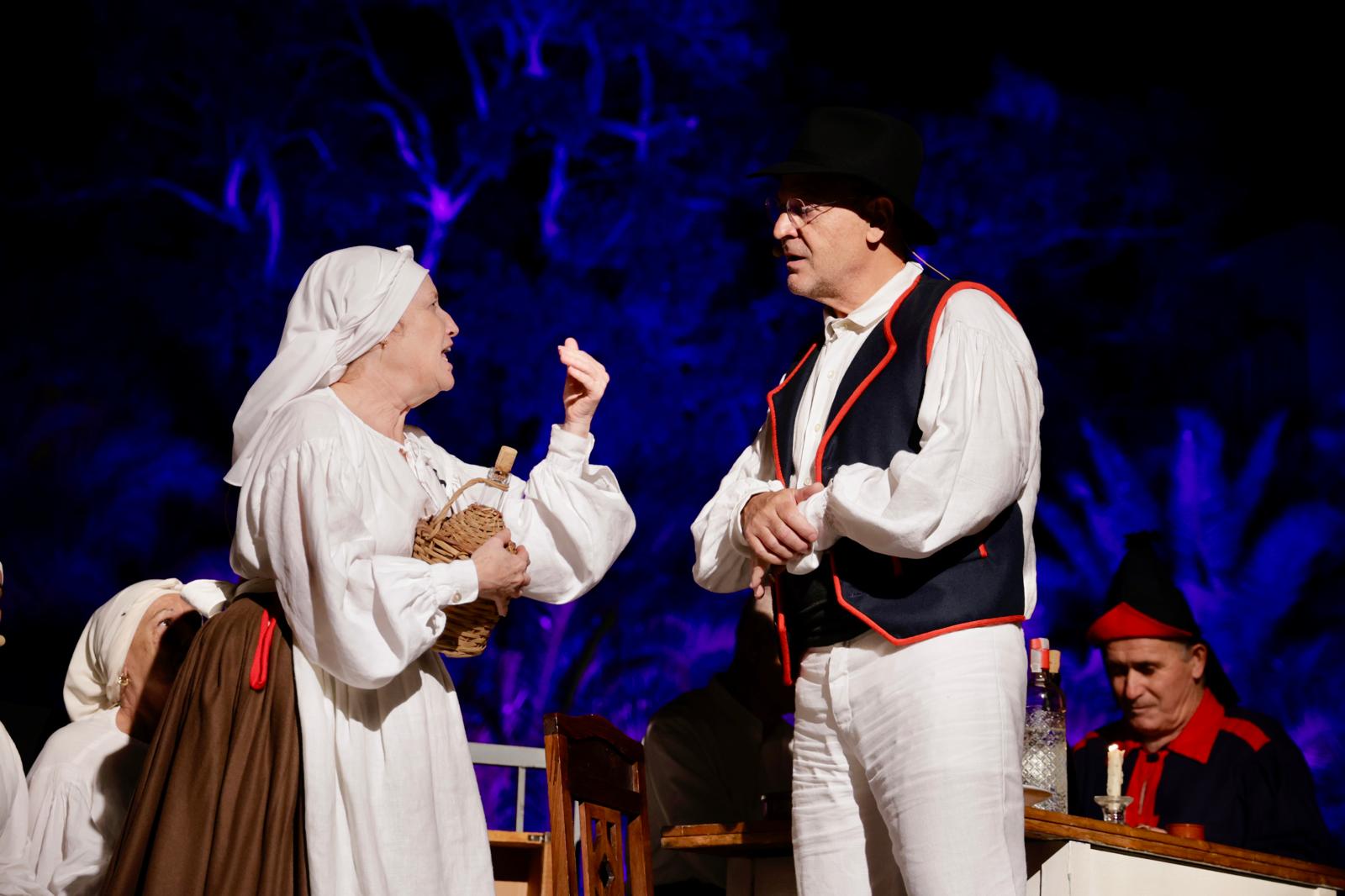 Tradición y canariedad en la noche de Los Finados