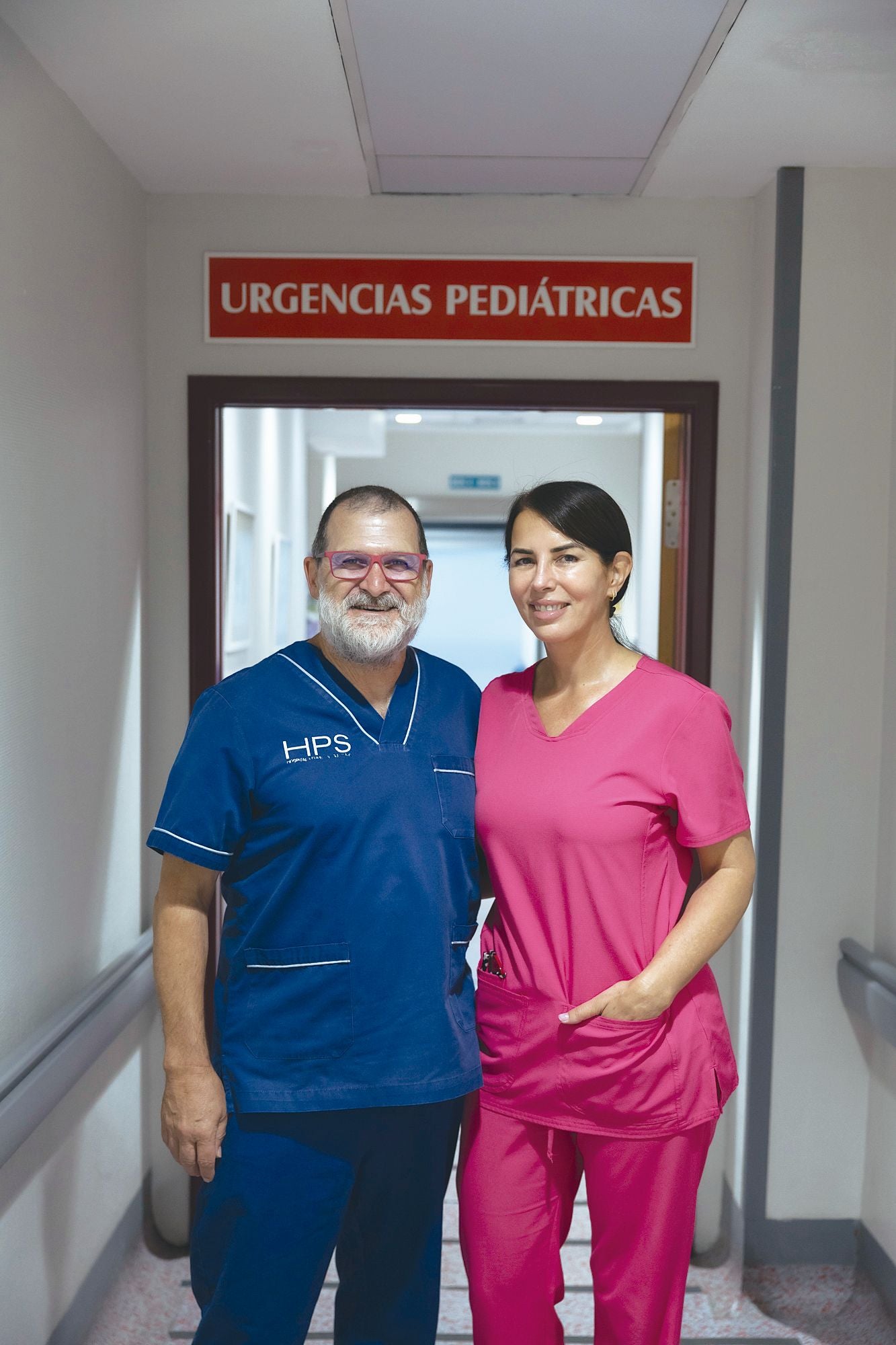 Alfredo Suárez, jefe de servicio de Urgencias Pediátricas, y Sandra Serrano, Pediatra de HPS.