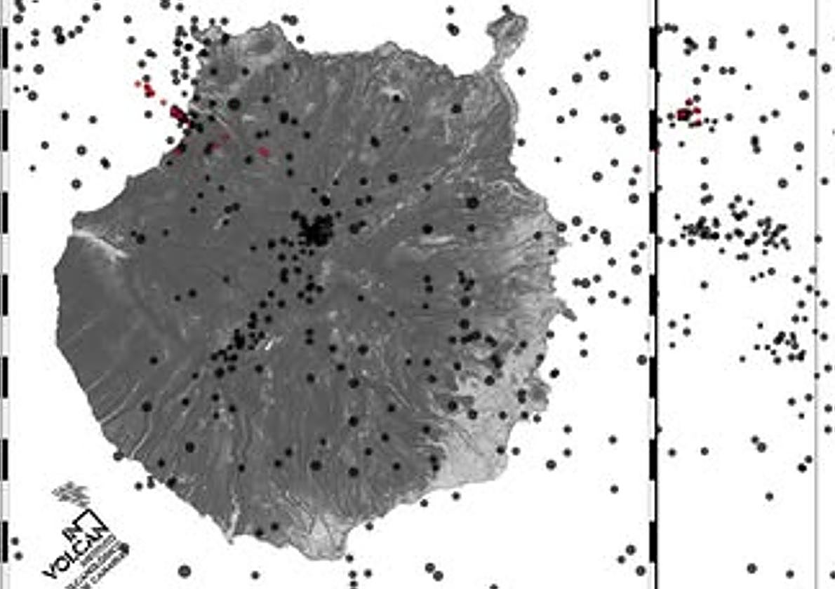 En rojo, los hipocentros de esta última serie sísmica. En negro, los seísmos registrados en la isla desde 2017.