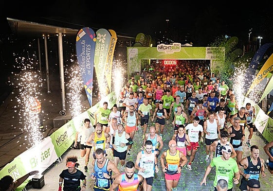 Imagen de la salida de la Binter NightRun, que cumplió su duodécima edición en la capital grancanaria.