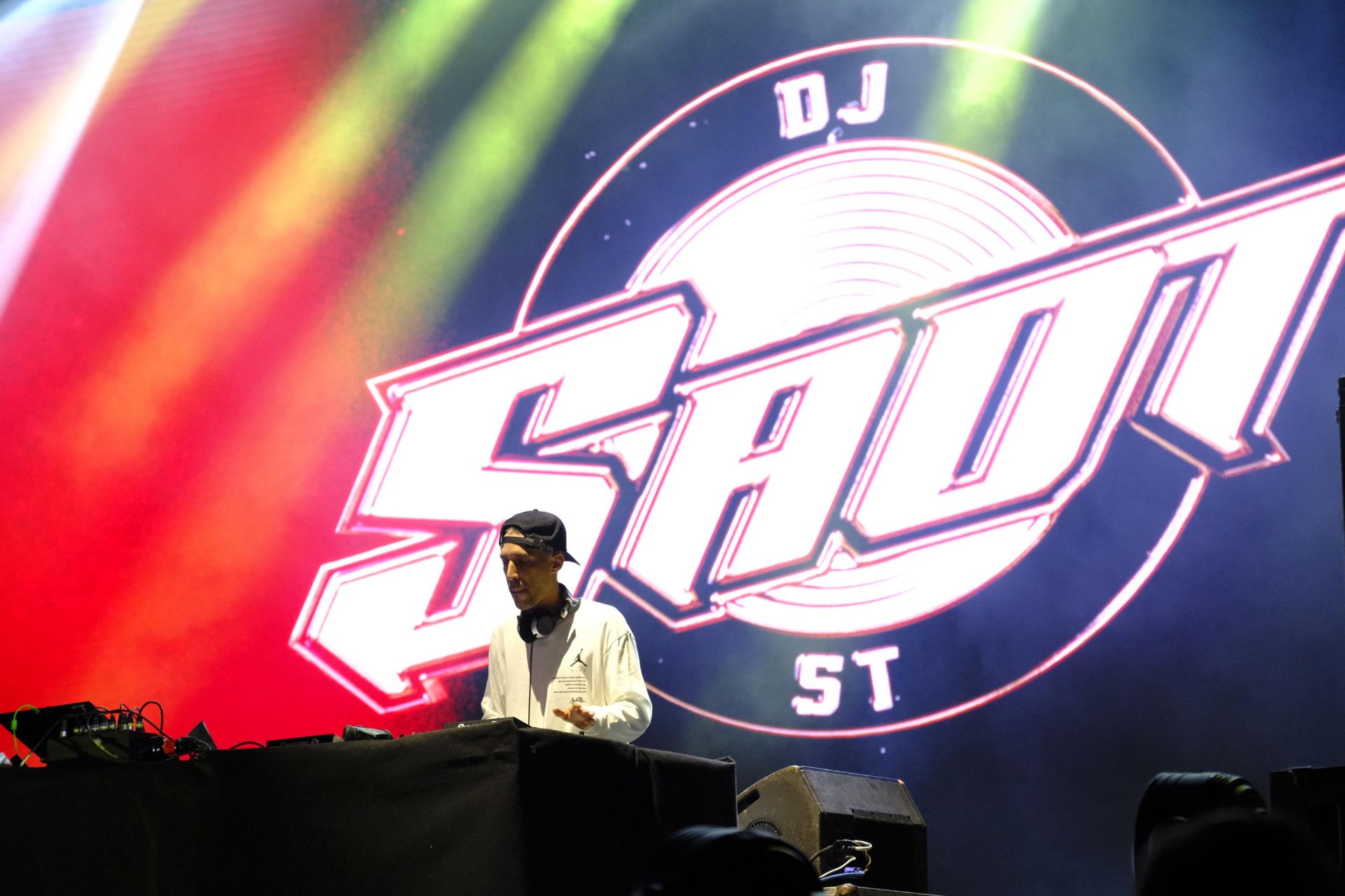 La plaza de la Música coge color antes de la actuación de Craig David