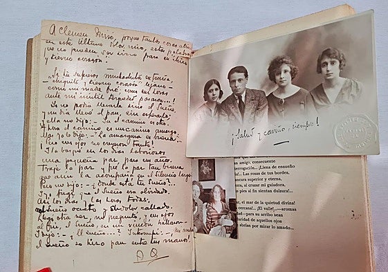 Imagen del poema y la fotografía inédita localizada del primer ejemplar de 'El lino de los sueños' que está en Alicante.