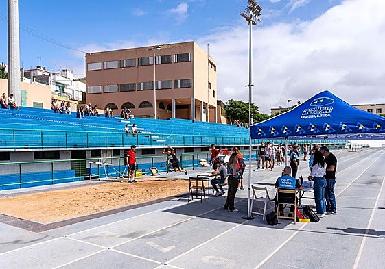 Pruebas físicas realizadas a los aspirantes a policía de Santa Lucía en el mes de septiembre.