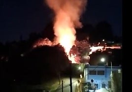 Un conato de incendio en Valleseco moviliza a los equipos de emergencia.