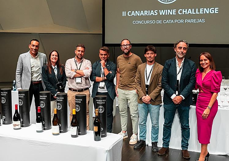Miembros del jurado y propietarios de La Cava de Piñero.
