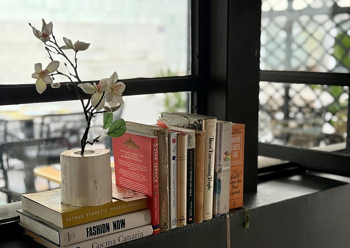 Imagen secundaria 1 - Patio y detalles en 928 Capital en el Patio del Cuyás